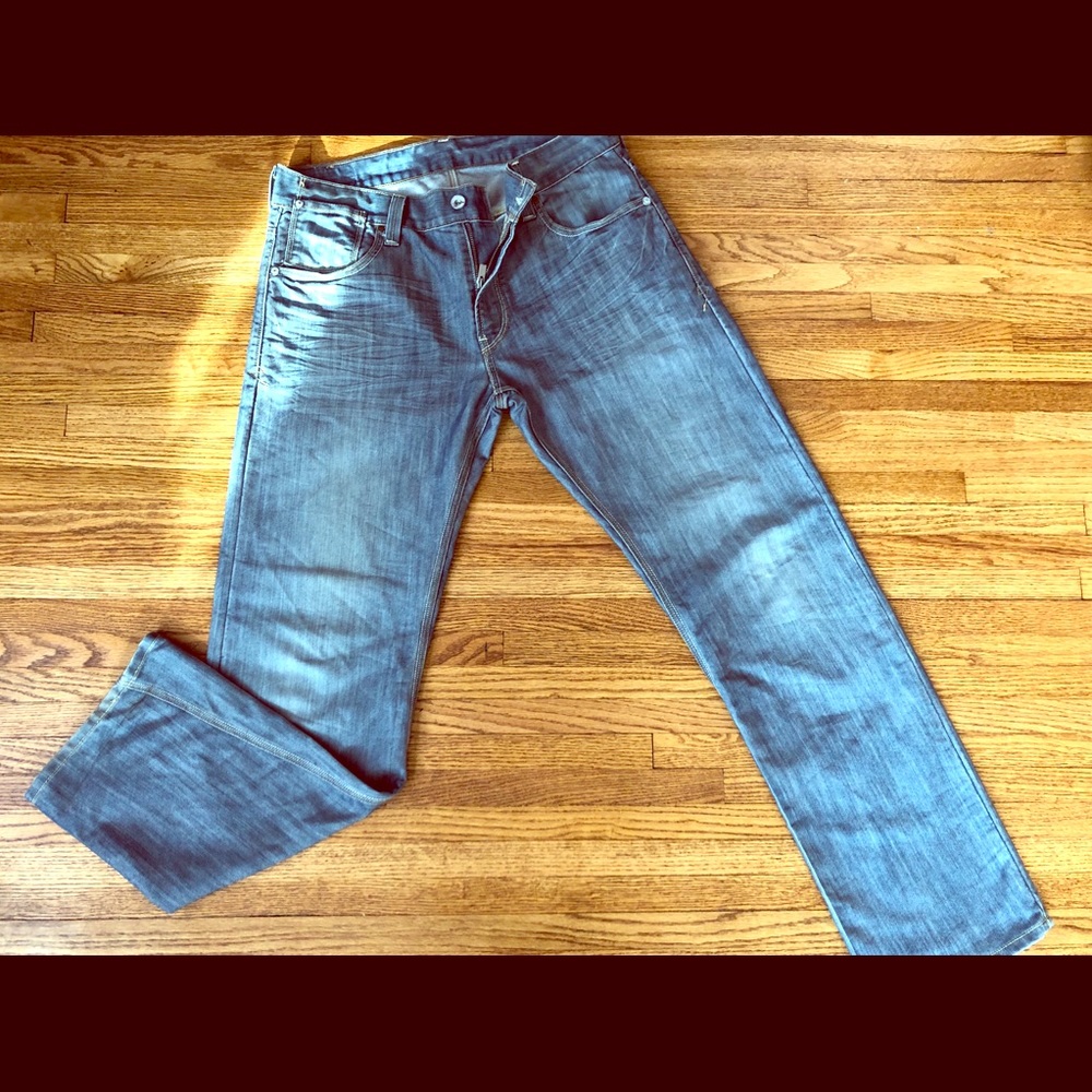 Levi jeans